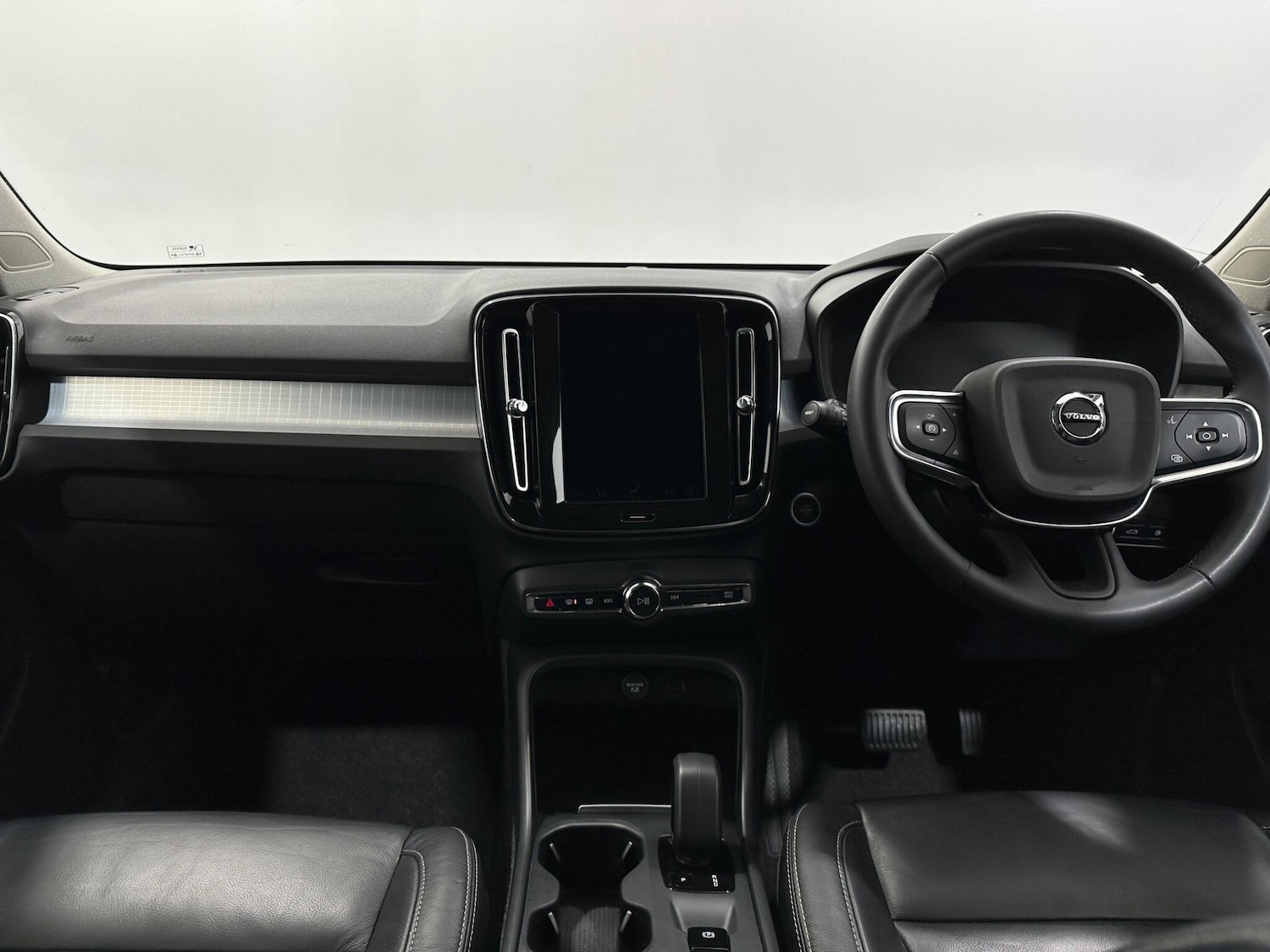 Used Volvo XC40 2021 for sale - 77255537: Photo 19
