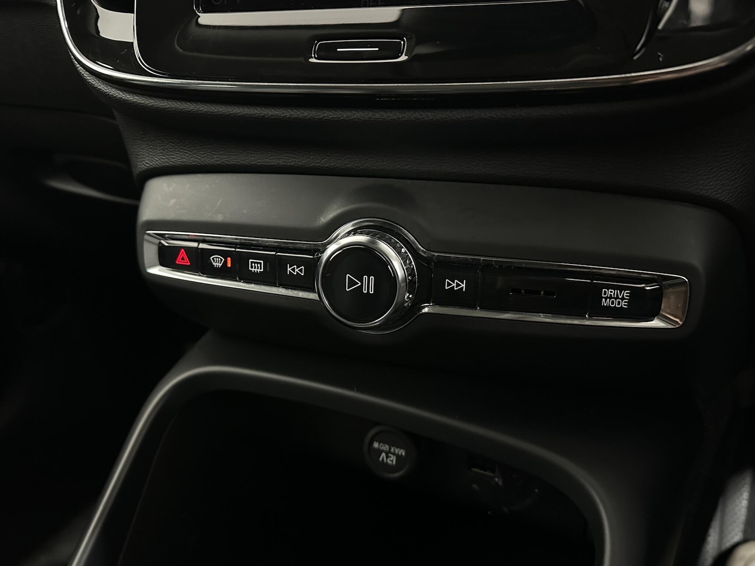 Used Volvo XC40 2021 for sale - 77255537: Photo 20