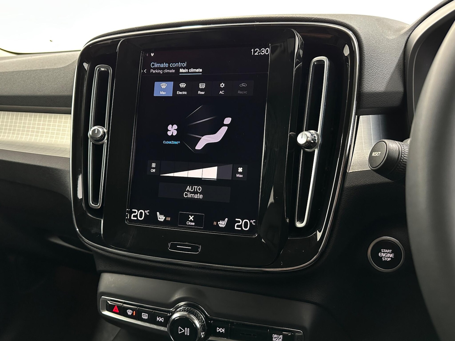 Used Volvo XC40 2021 for sale - 77255537: Photo 21