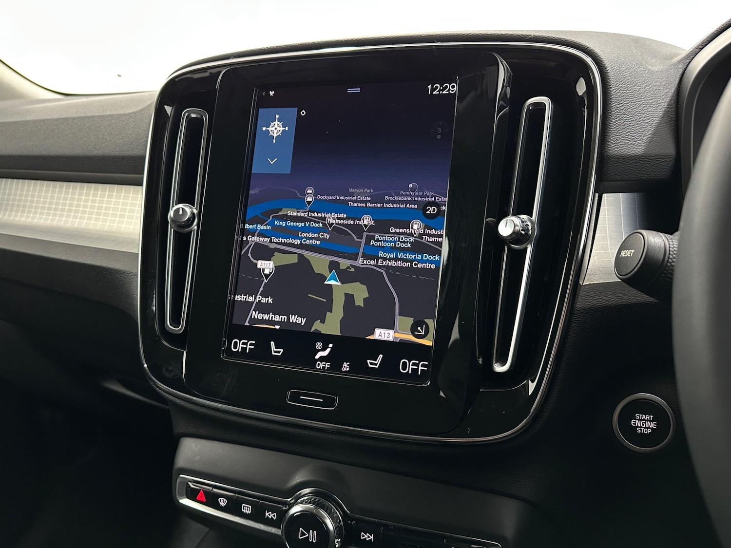 Used Volvo XC40 2021 for sale - 77255537: Photo 22