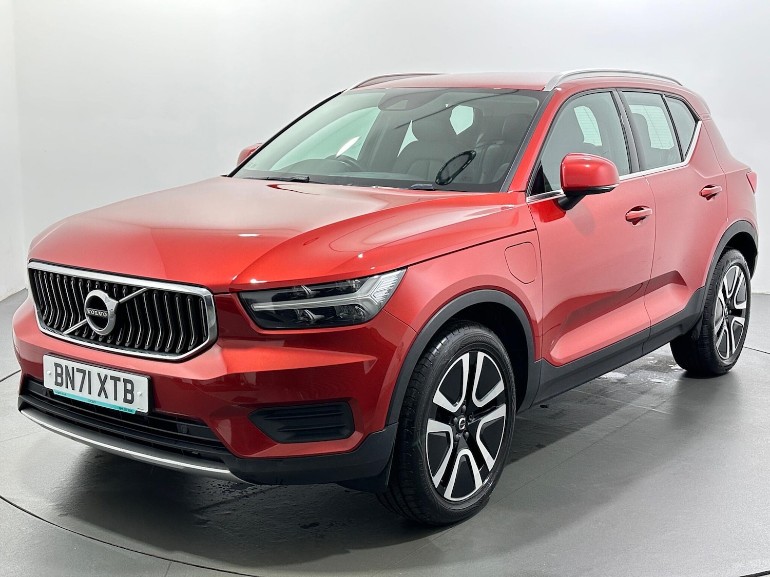 Used Volvo XC40 2021 for sale - 77255537: Photo 4