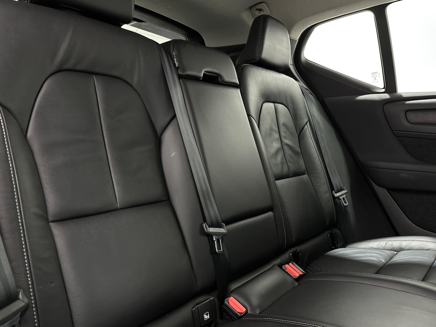 Used Volvo XC40 2021 for sale - 77255537: Photo 41