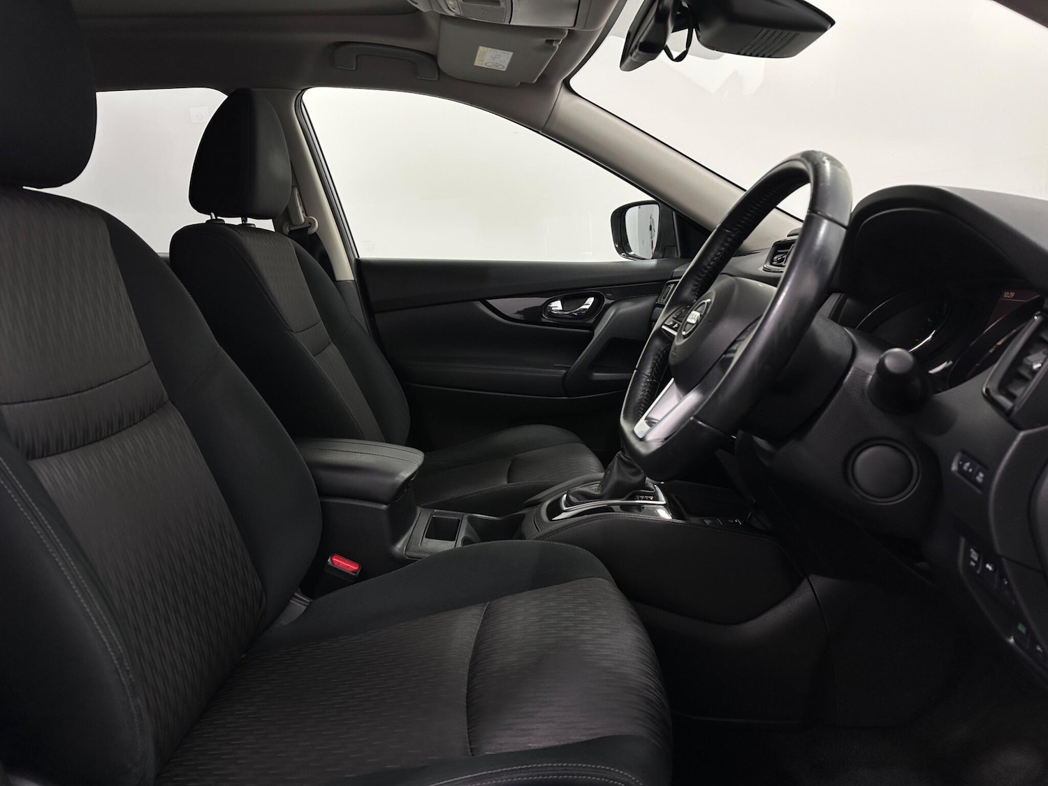 Used Nissan X-Trail 2020 for sale - 76879002: Photo 32