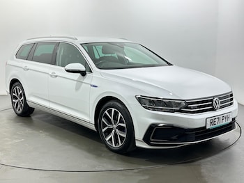 Used Volkswagen Passat 2021 for sale - 78729002: Photo