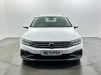 Used Volkswagen Passat 2021 for sale - 78729002: Photo