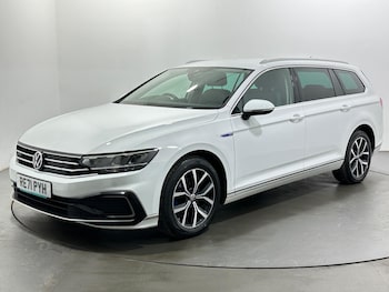 Used Volkswagen Passat 2021 for sale - 78729002: Photo