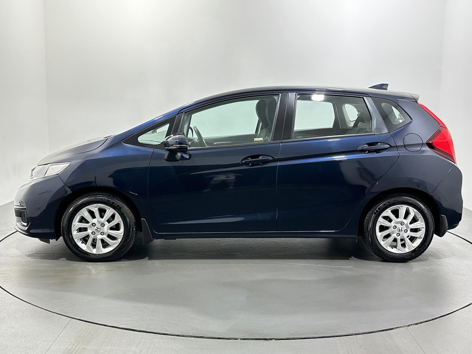 Used Honda Jazz 2019 for sale - 76879000: Photo 5