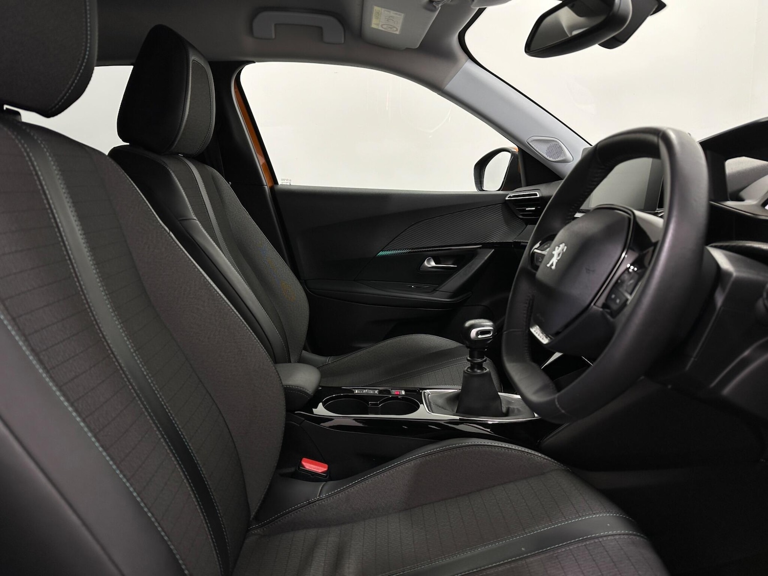 Used Peugeot 2008 2021 for sale - 76913075: Photo 29