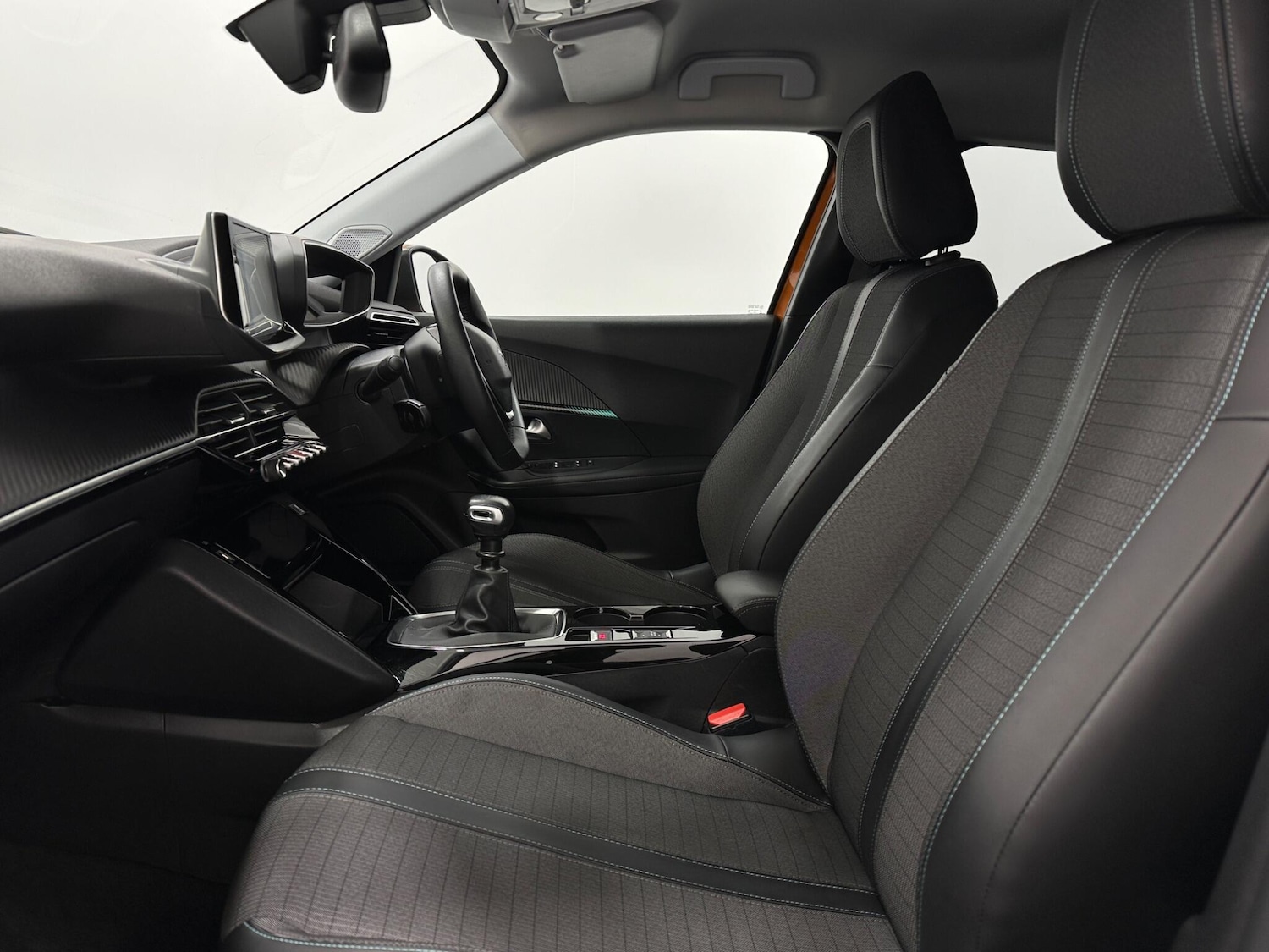 Used Peugeot 2008 2021 for sale - 76913075: Photo 32