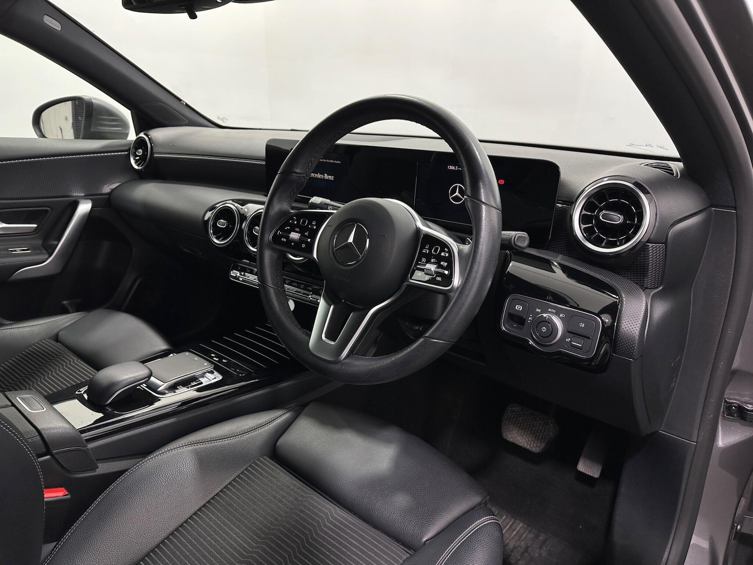 Used Mercedes-Benz A-Class 2018 for sale - 76878512: Photo 10