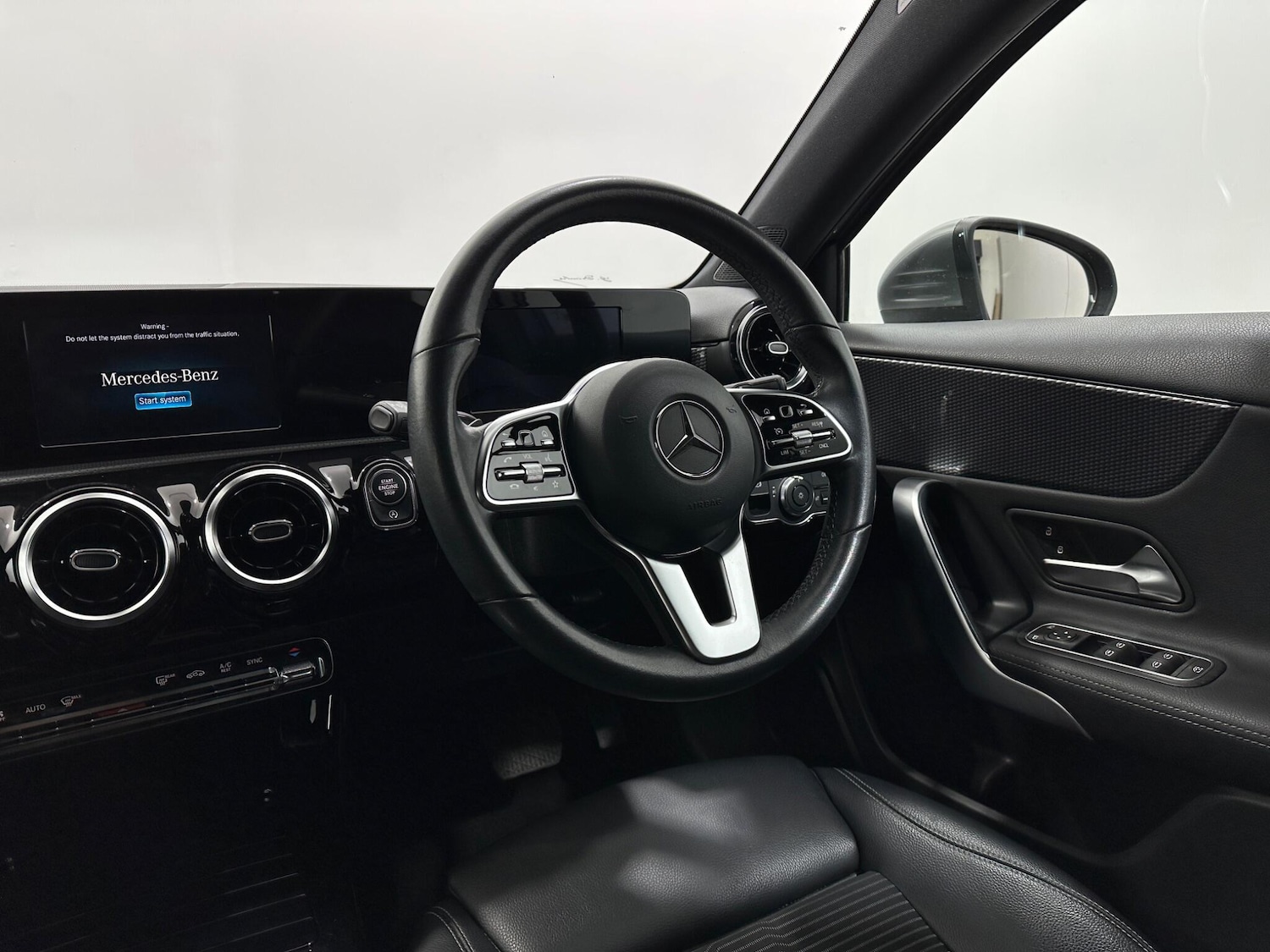 Used Mercedes-Benz A-Class 2018 for sale - 76878512: Photo 11