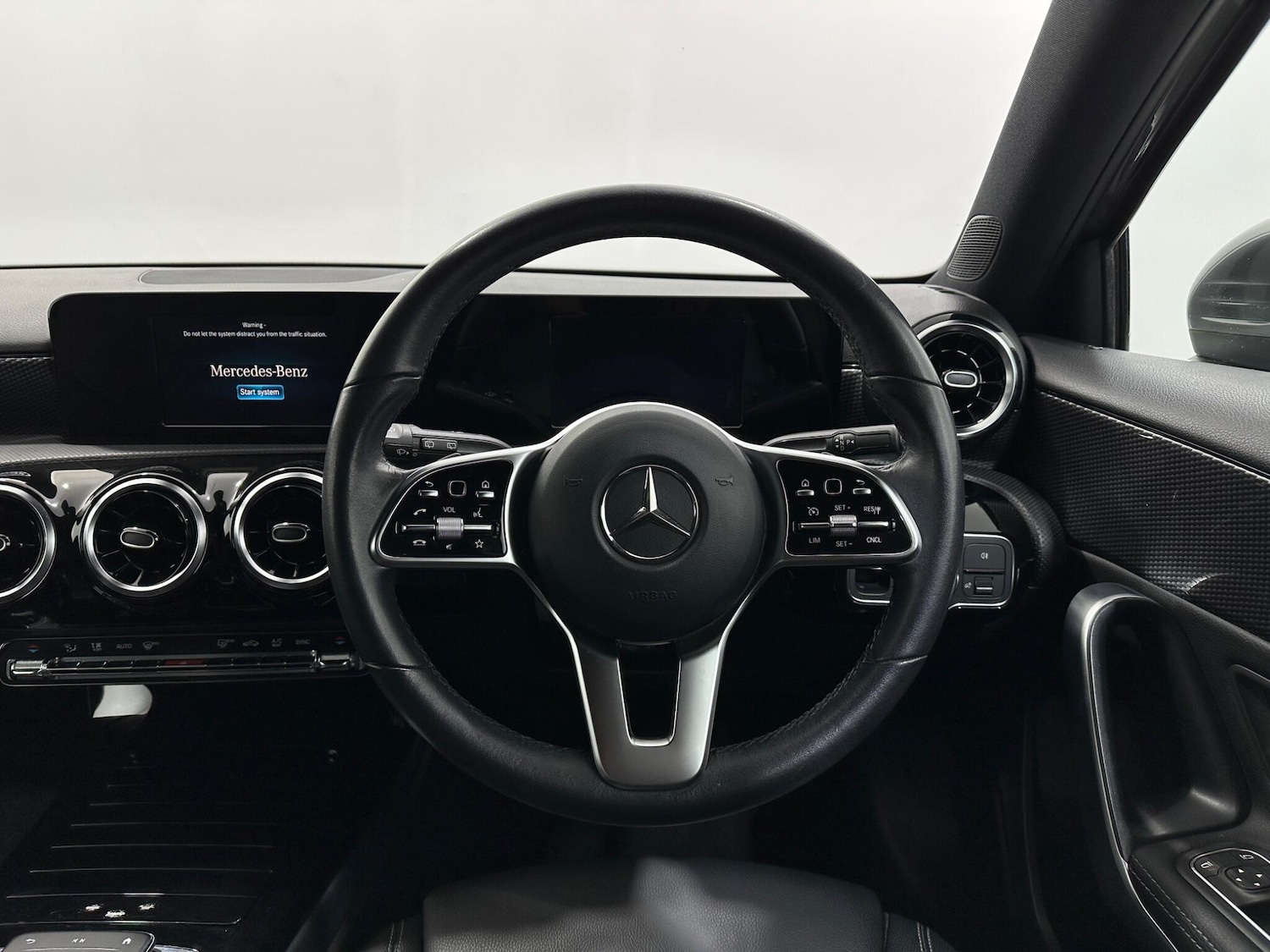 Used Mercedes-Benz A-Class 2018 for sale - 76878512: Photo 12