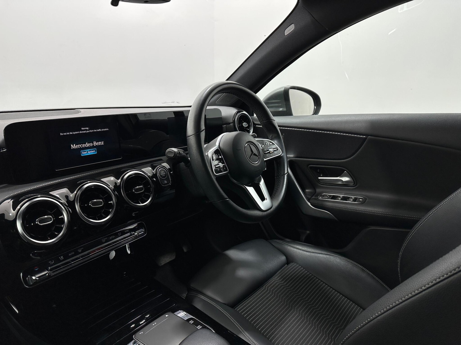 Used Mercedes-Benz A-Class 2018 for sale - 76878512: Photo 29