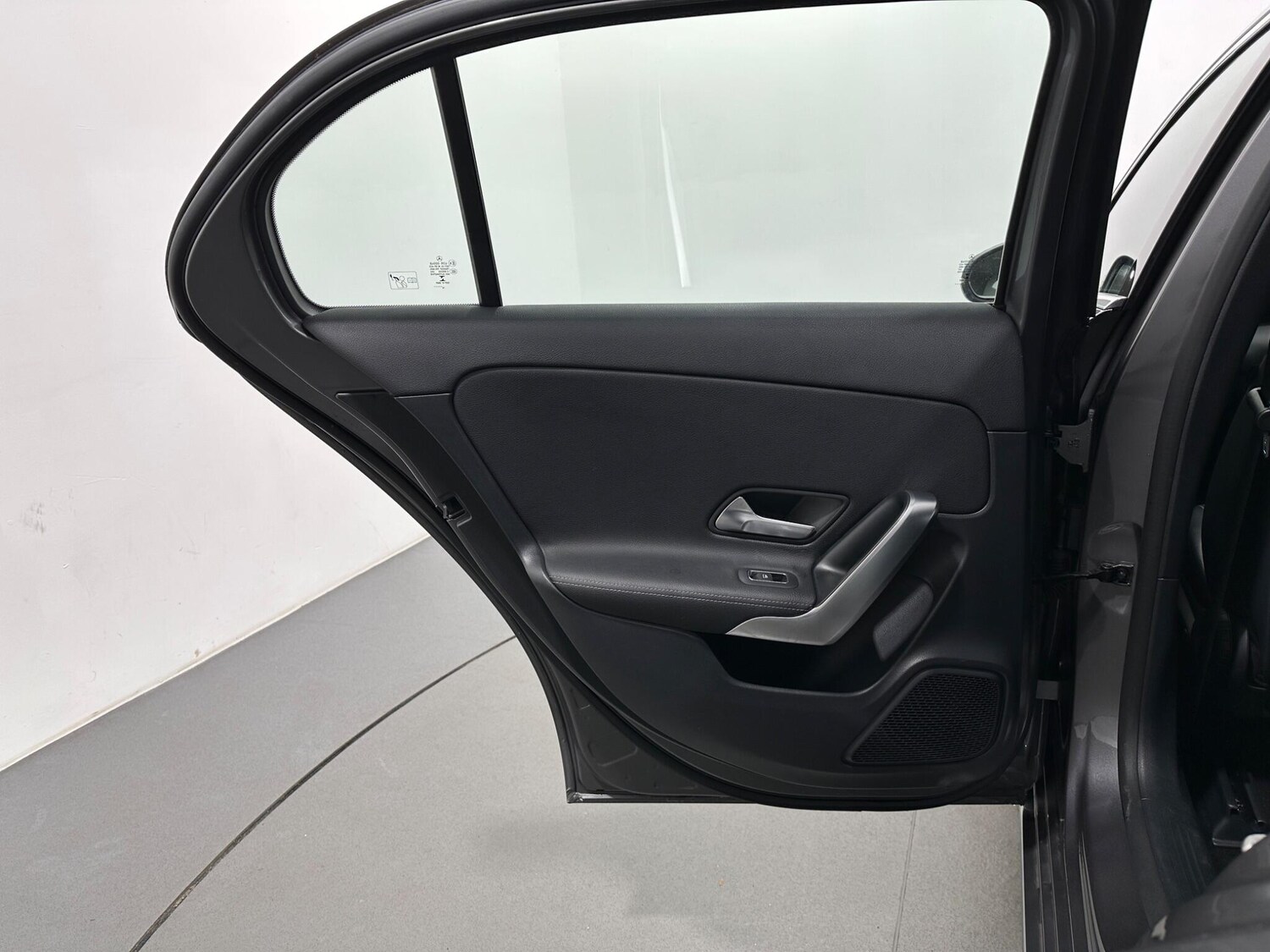 Used Mercedes-Benz A-Class 2018 for sale - 76878512: Photo 38