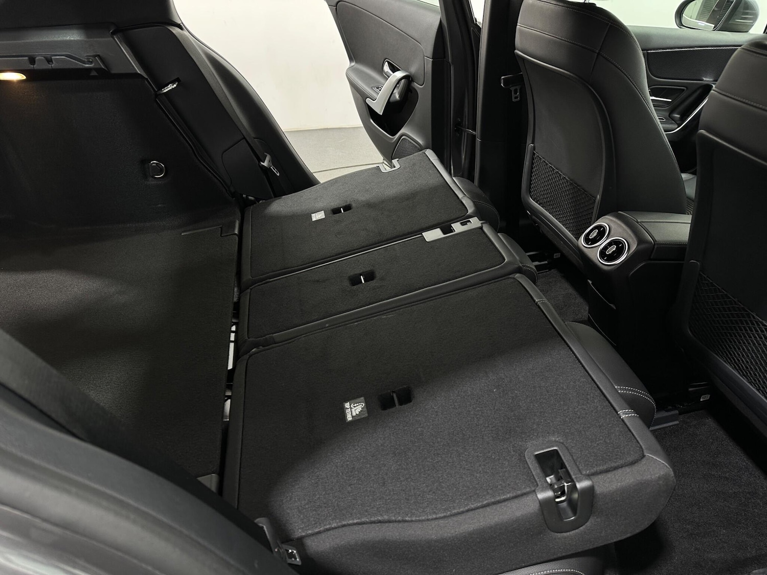 Used Mercedes-Benz A-Class 2018 for sale - 76878512: Photo 44