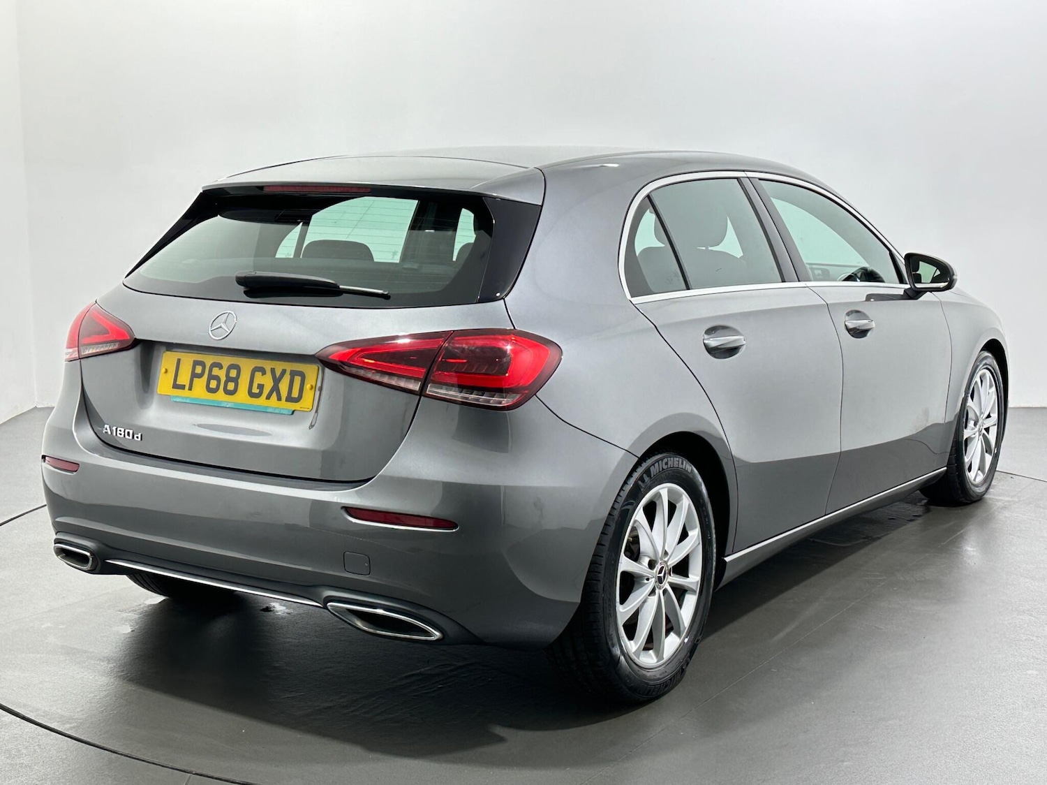 Used Mercedes-Benz A-Class 2018 for sale - 76878512: Photo 8