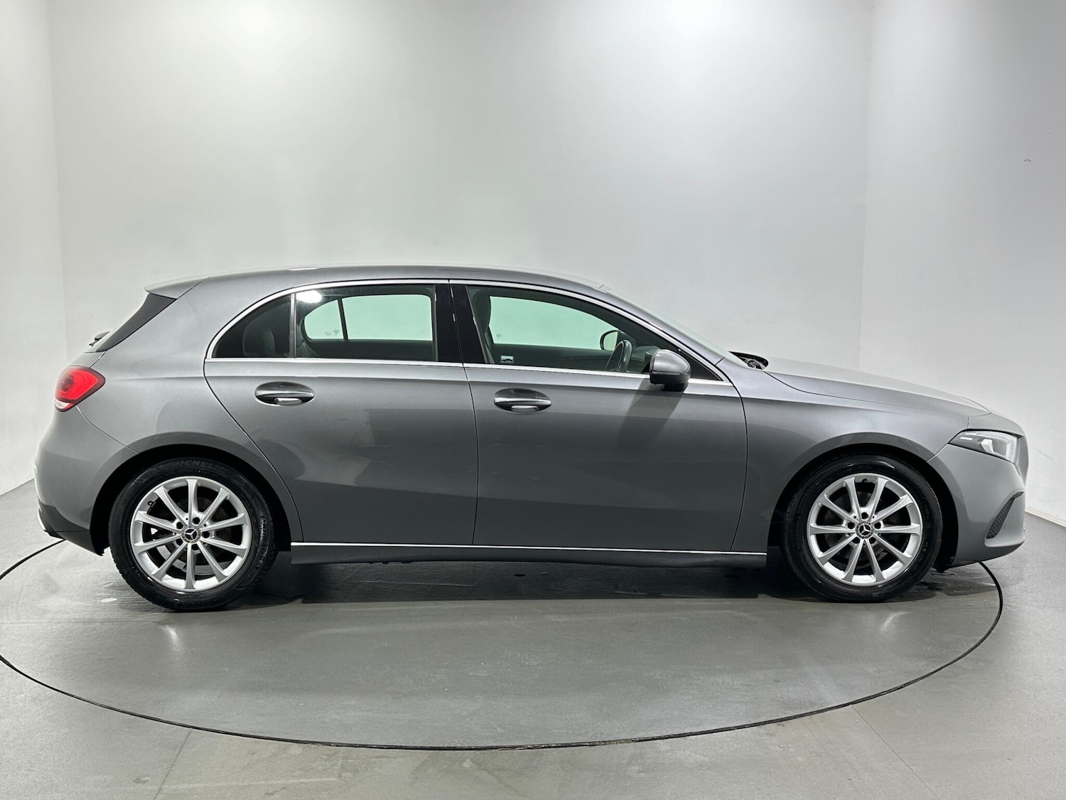 Used Mercedes-Benz A-Class 2018 for sale - 76878512: Photo 9