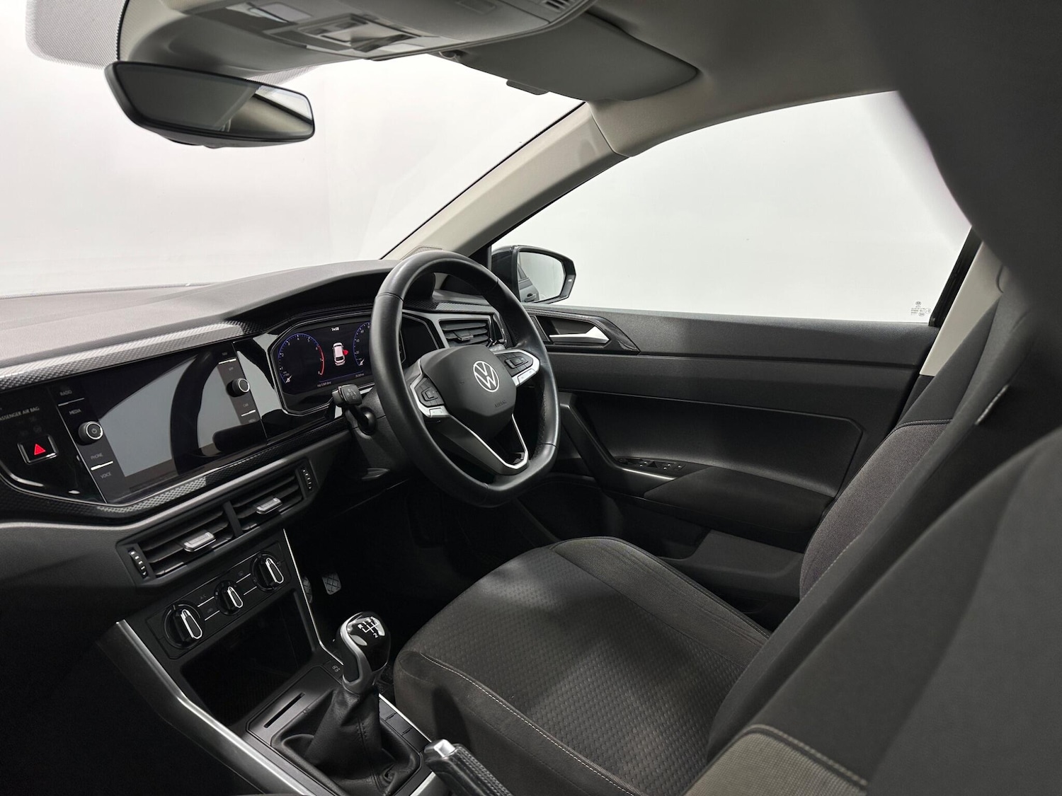 Used Volkswagen Polo 2022 for sale - 76878513: Photo 25