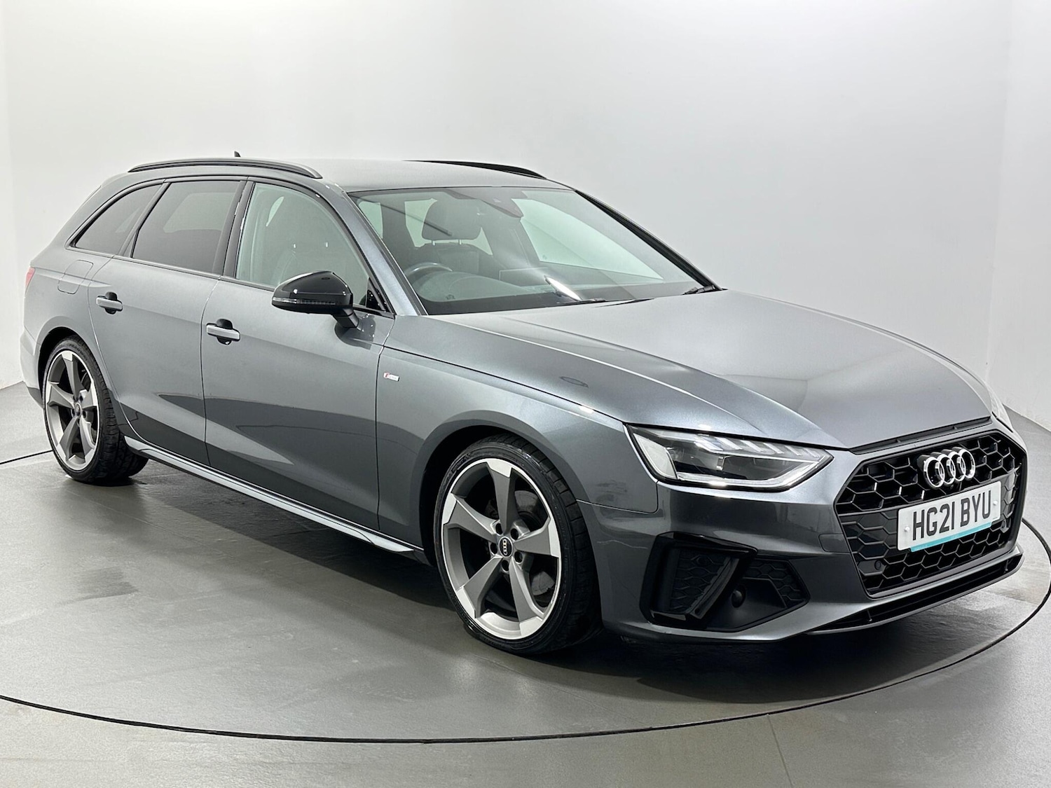 Used Audi A4 Avant 2021 for sale - 76976225: Photo 1