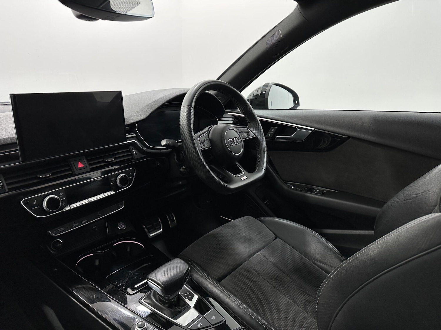 Used Audi A4 Avant 2021 for sale - 76976225: Photo 29