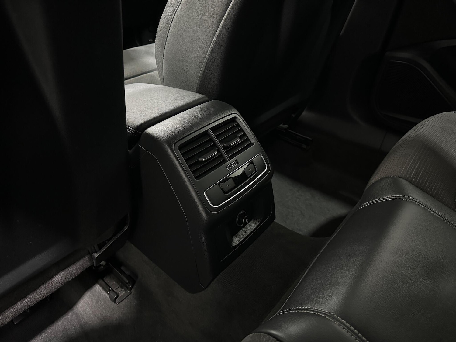 Used Audi A4 Avant 2021 for sale - 76976225: Photo 37