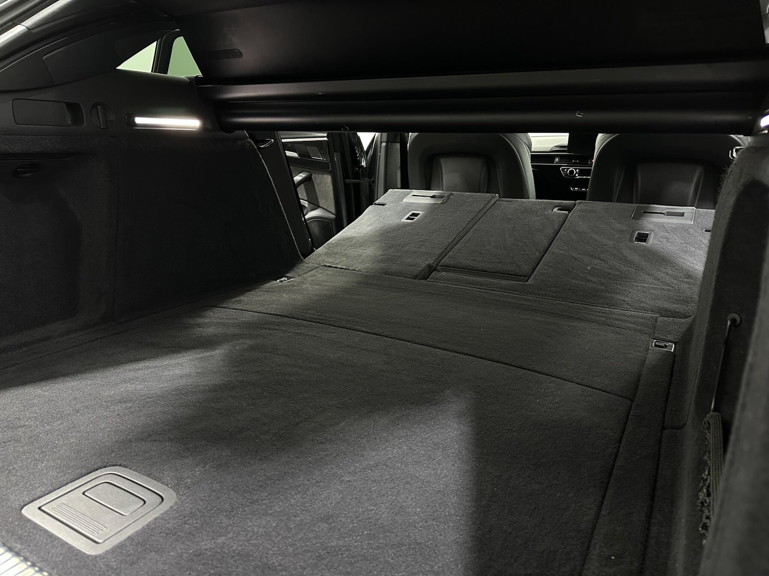 Used Audi A4 Avant 2021 for sale - 76976225: Photo 45