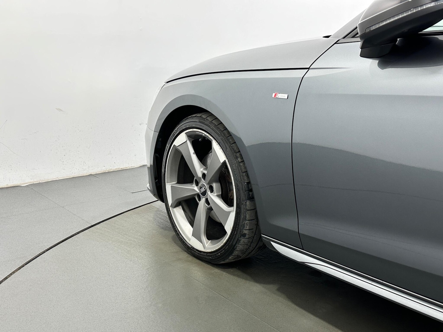 Used Audi A4 Avant 2021 for sale - 76976225: Photo 51