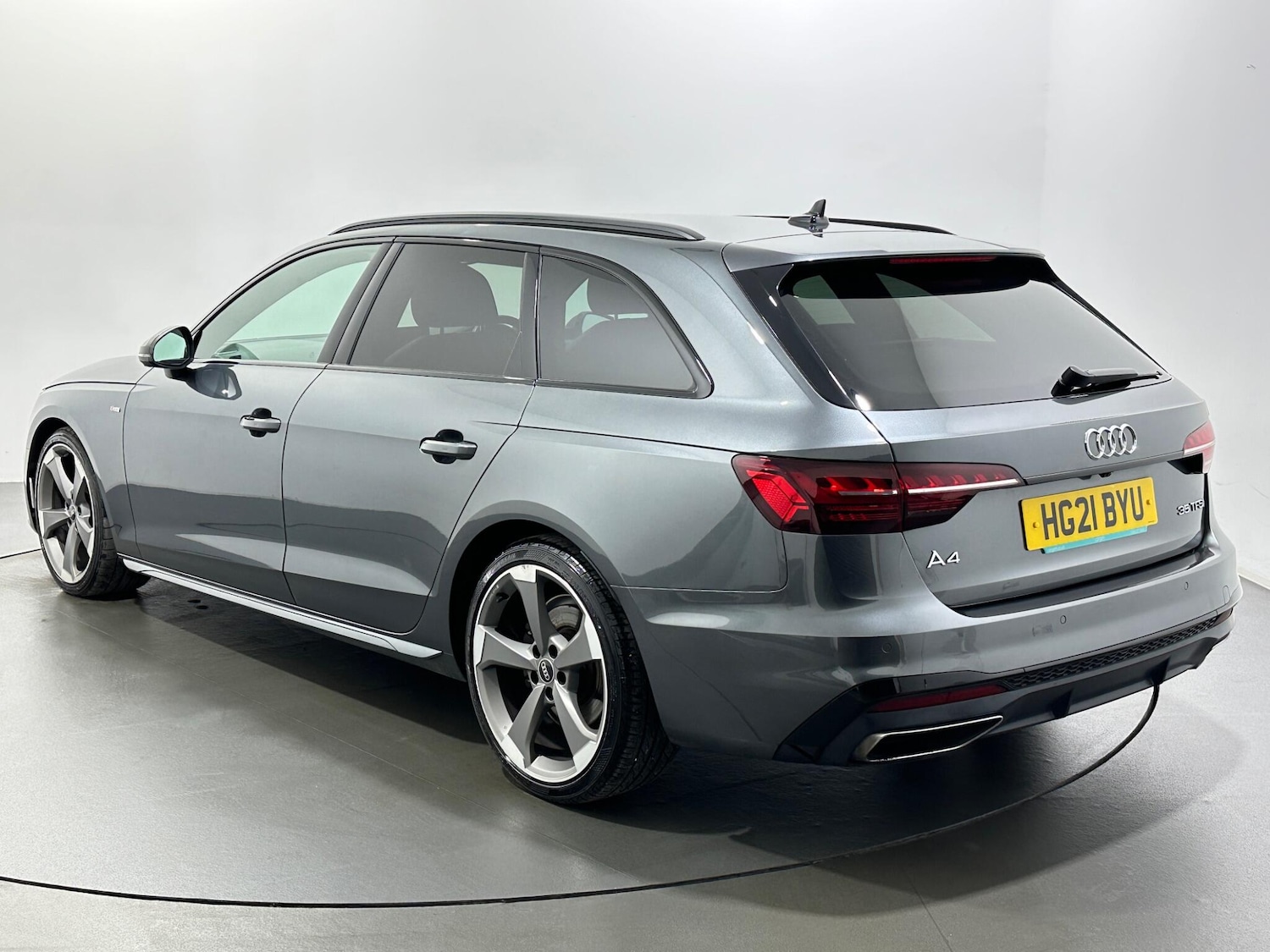 Used Audi A4 Avant 2021 for sale - 76976225: Photo 6