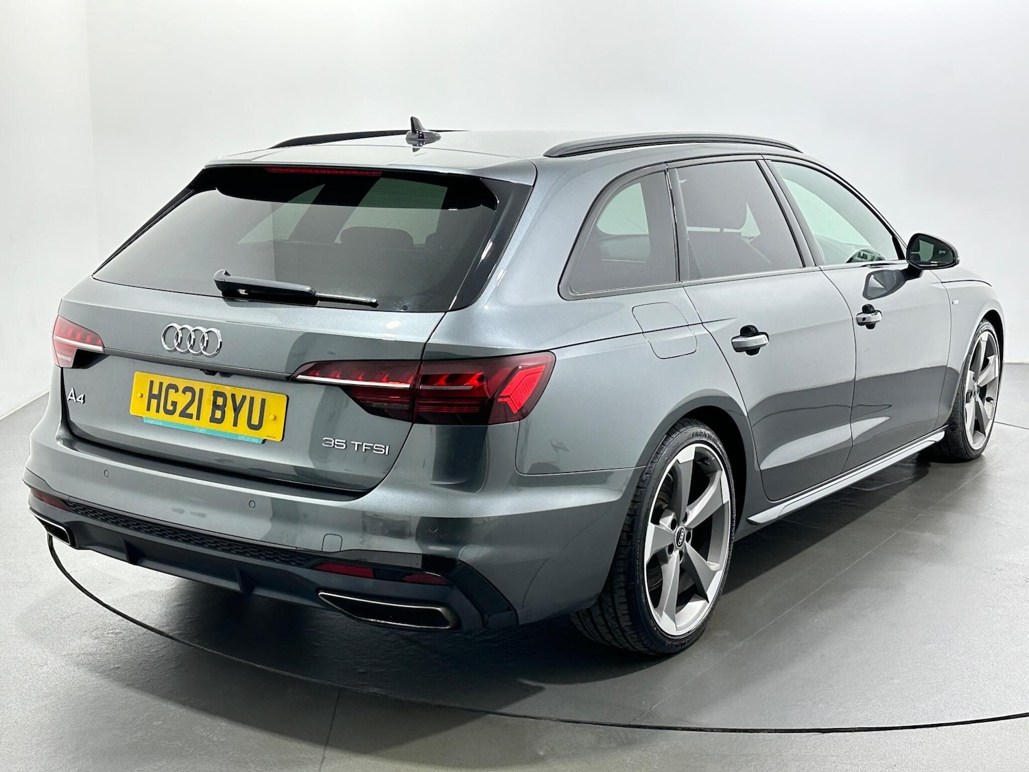 Used Audi A4 Avant 2021 for sale - 76976225: Photo 8