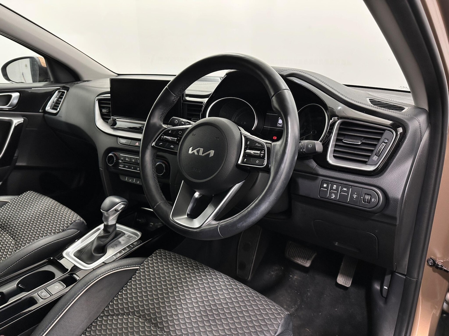 Used Kia XCeed for sale - 77671985: Photo 10