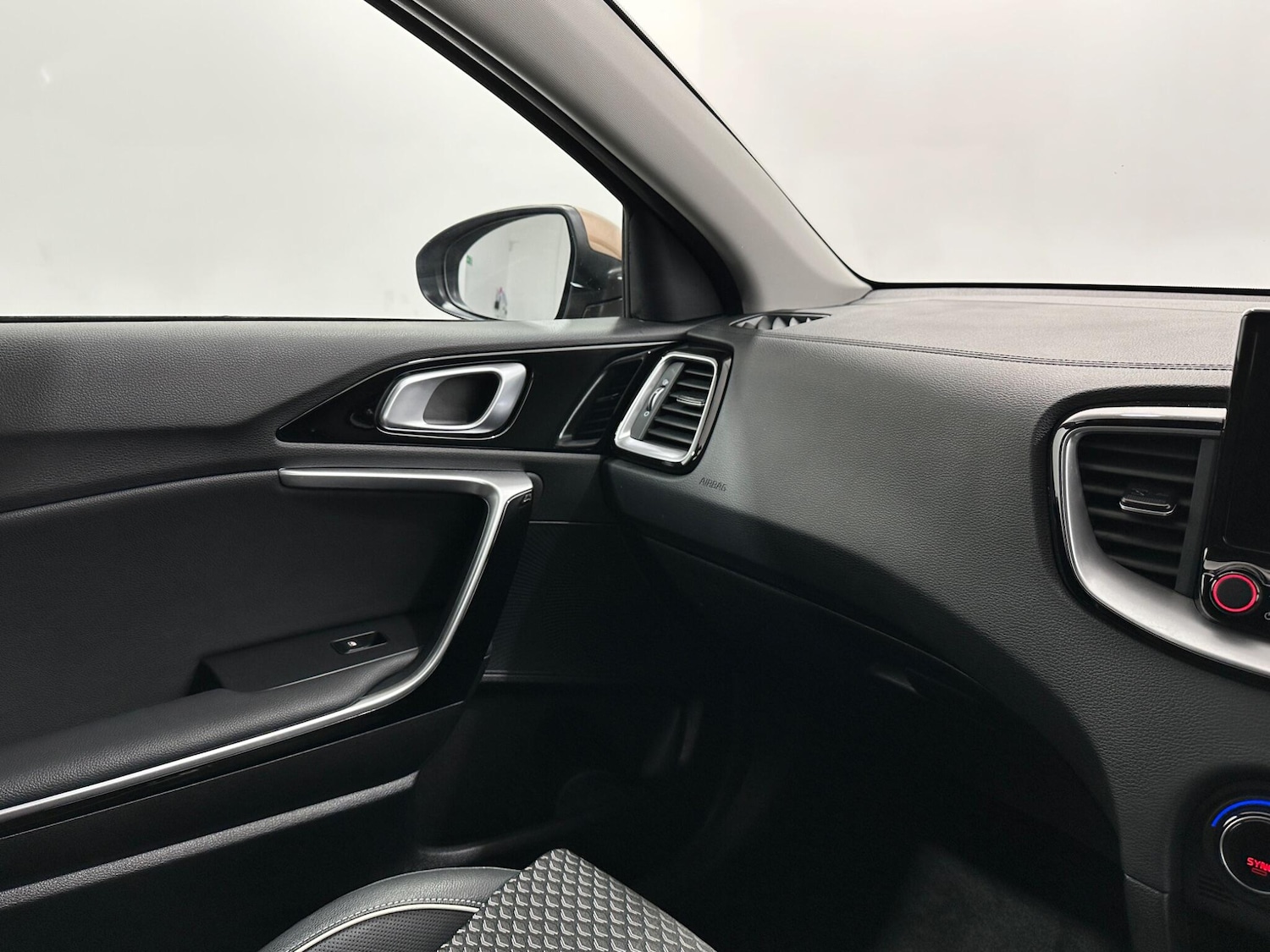 Used Kia XCeed for sale - 77671985: Photo 28