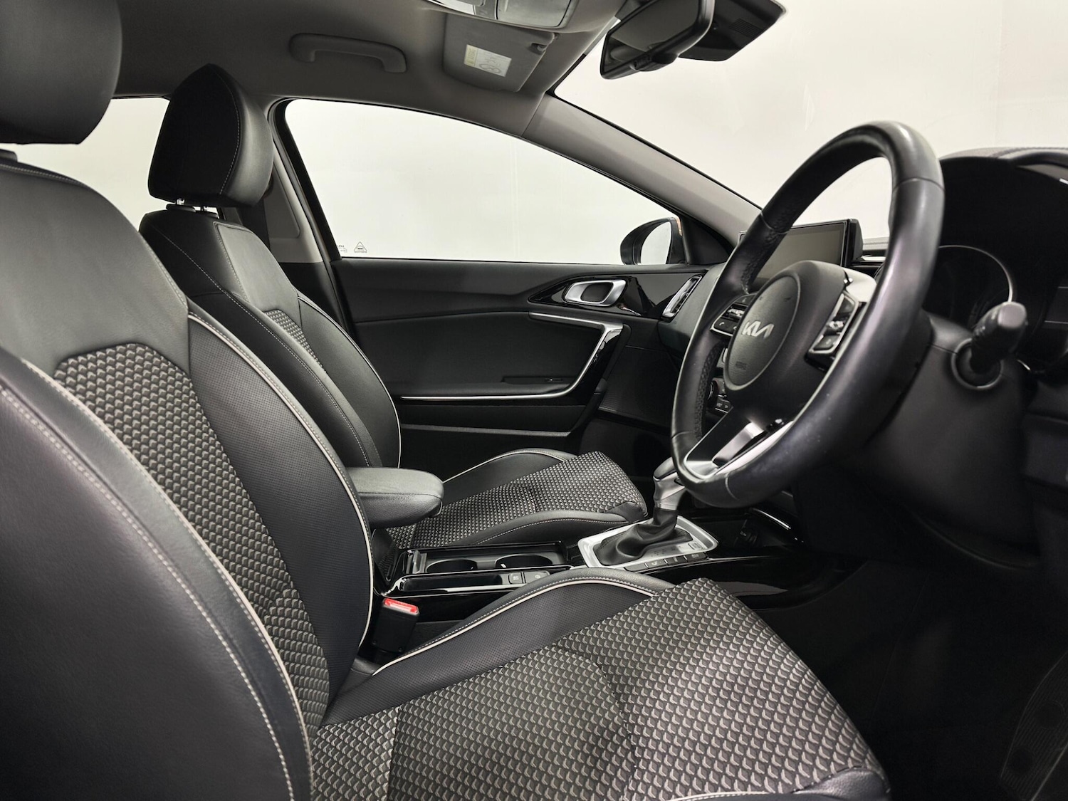 Used Kia XCeed for sale - 77671985: Photo 33