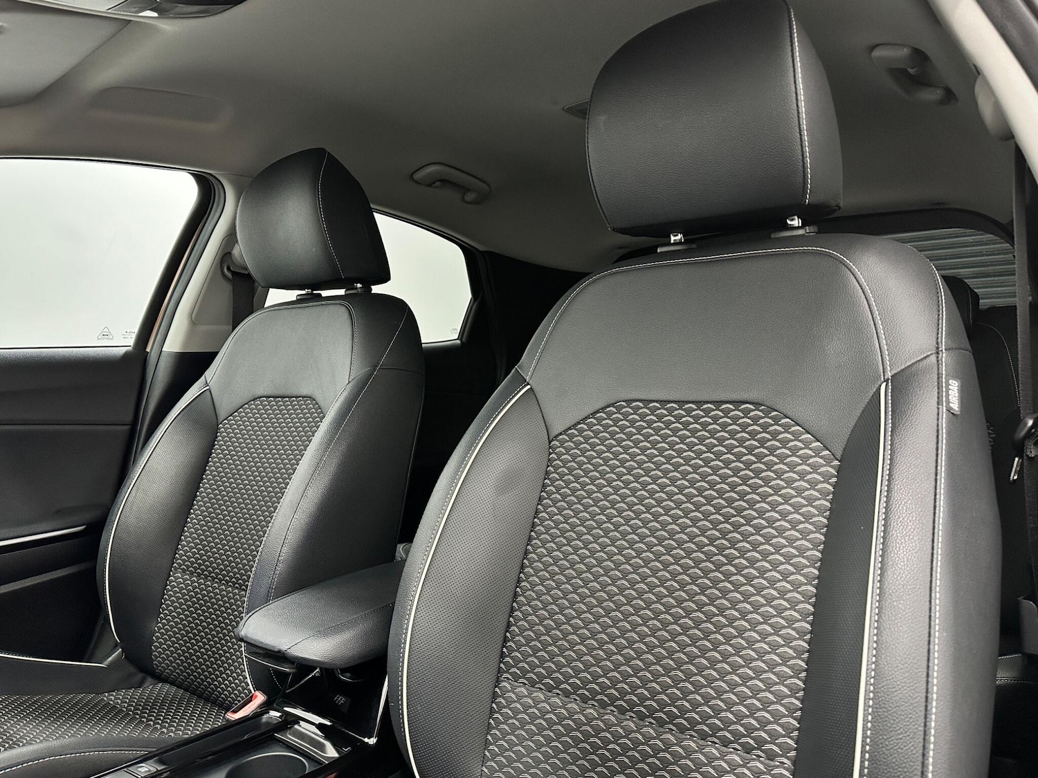 Used Kia XCeed for sale - 77671985: Photo 37