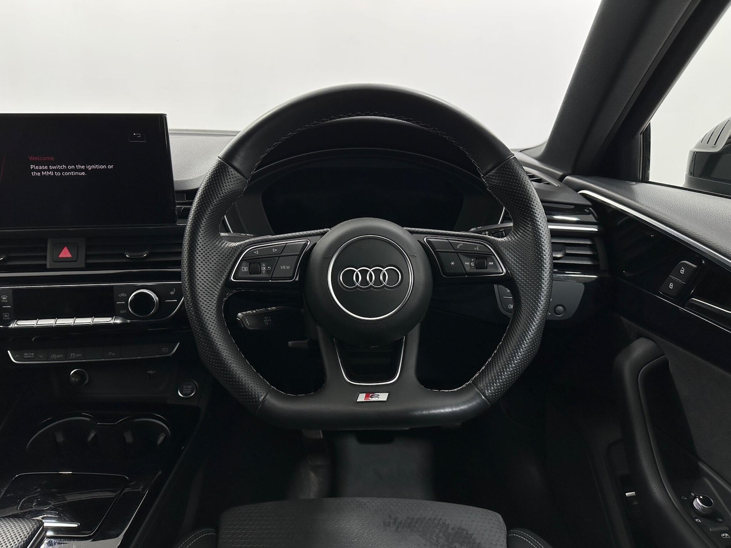 Used Audi A4 2022 for sale - 77081569: Photo 11