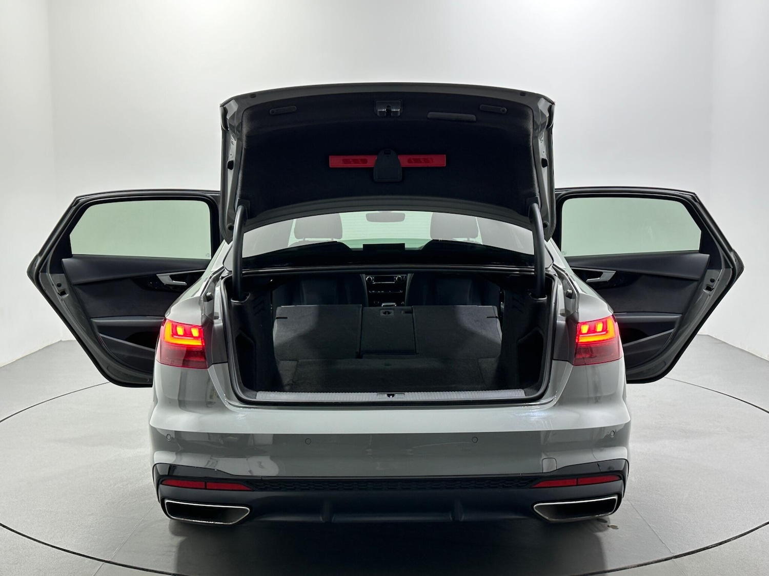 Used Audi A4 2022 for sale - 77081569: Photo 43