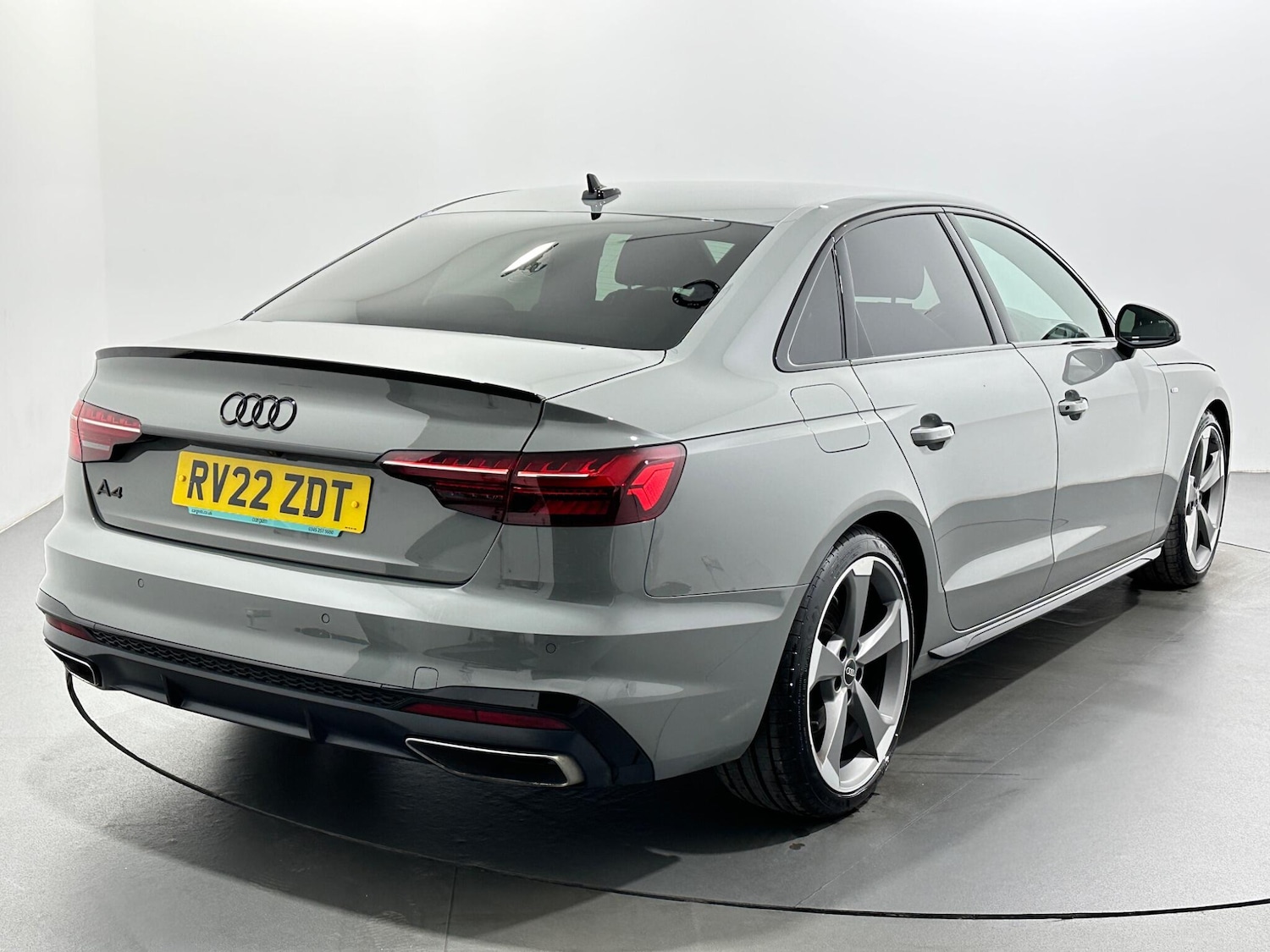 Used Audi A4 2022 for sale - 77081569: Photo 8