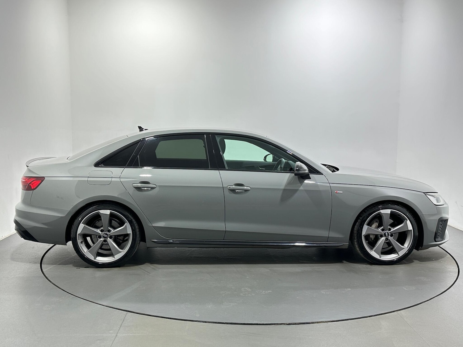 Used Audi A4 2022 for sale - 77081569: Photo 9