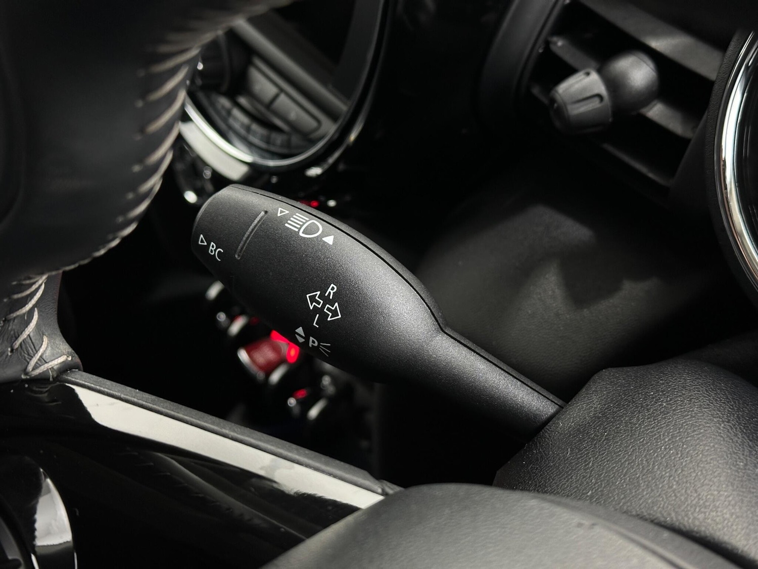 Used MINI Hatch 2019 for sale - 77237977: Photo 13