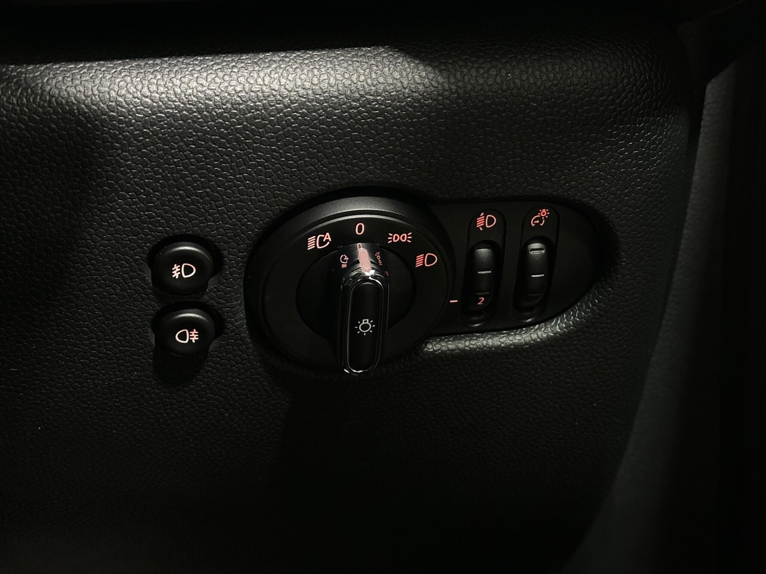 Used MINI Hatch 2019 for sale - 77237977: Photo 17