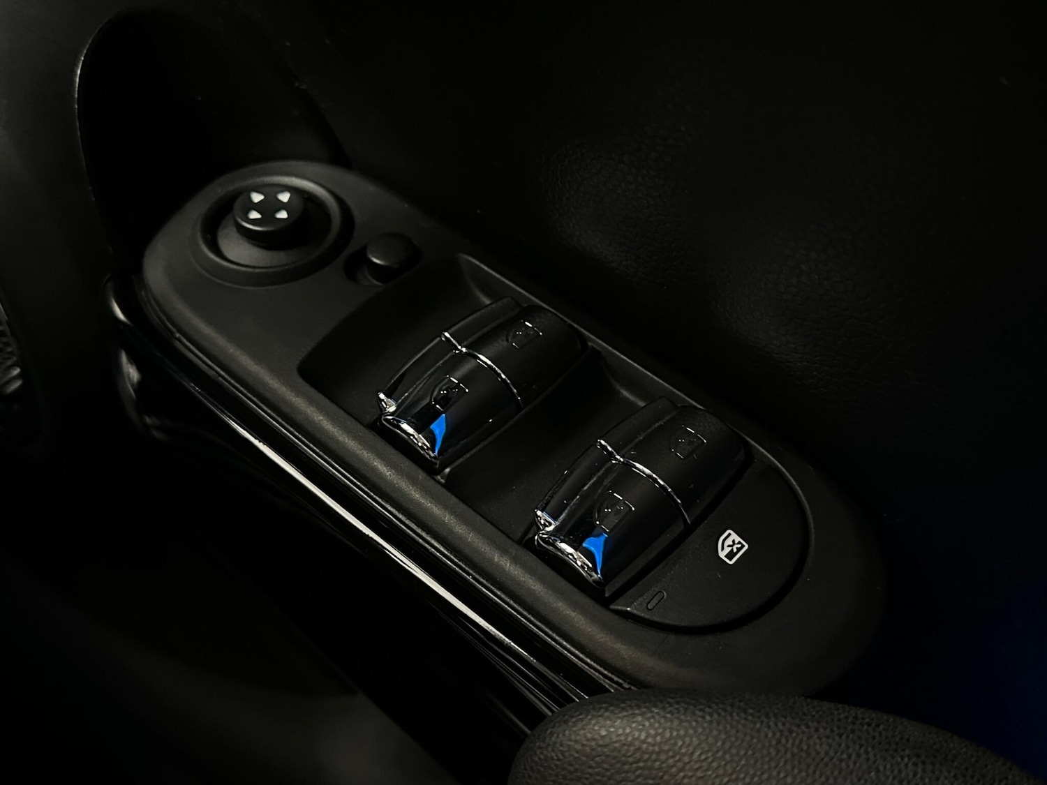 Used MINI Hatch 2019 for sale - 77237977: Photo 18