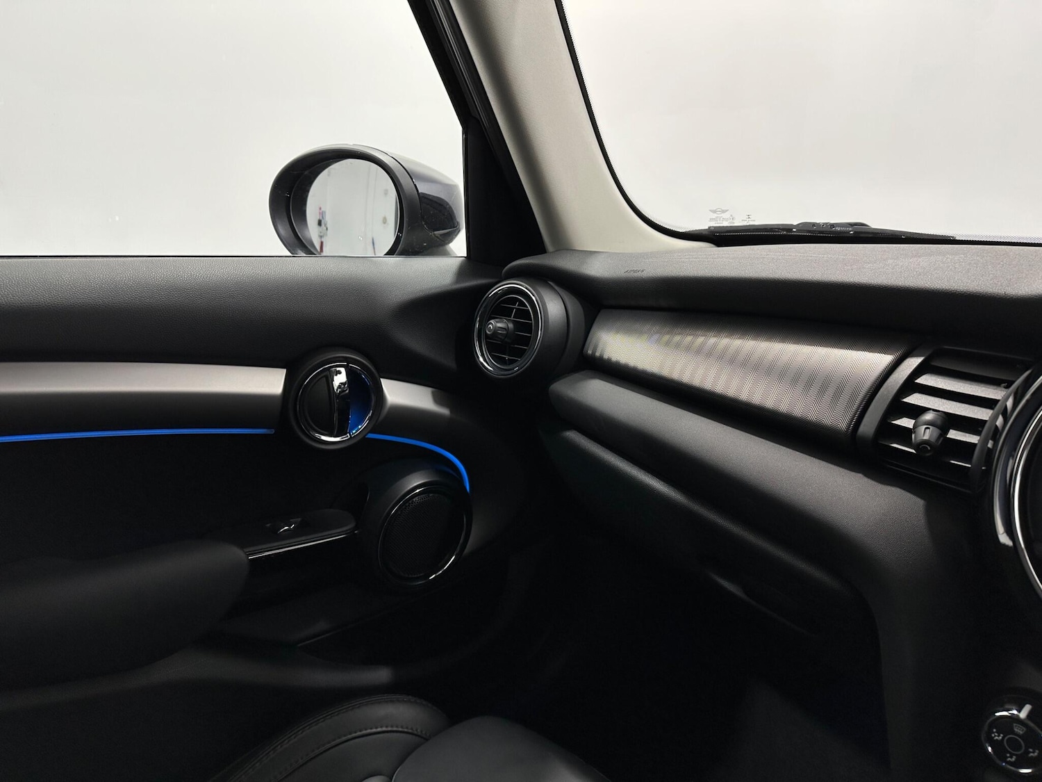 Used MINI Hatch 2019 for sale - 77237977: Photo 25