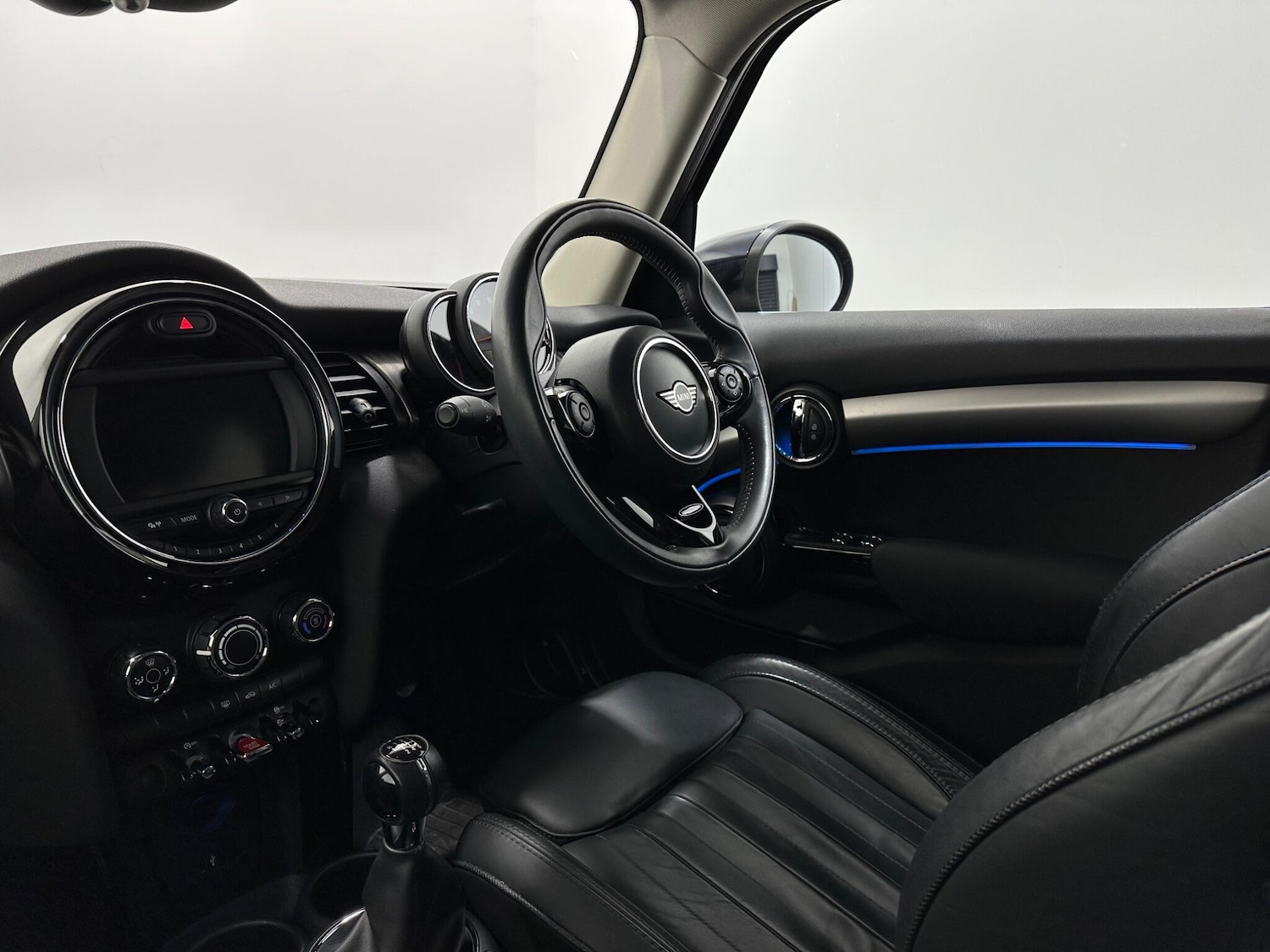 Used MINI Hatch 2019 for sale - 77237977: Photo 29