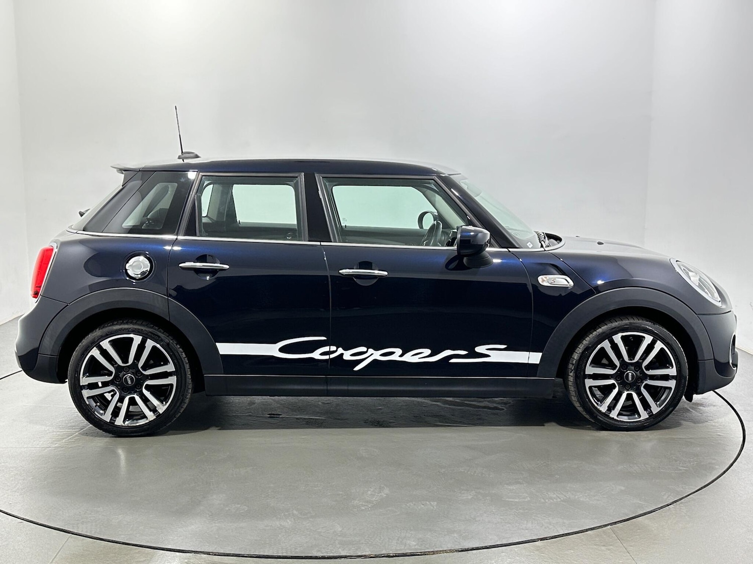 Used MINI Hatch 2019 for sale - 77237977: Photo 9