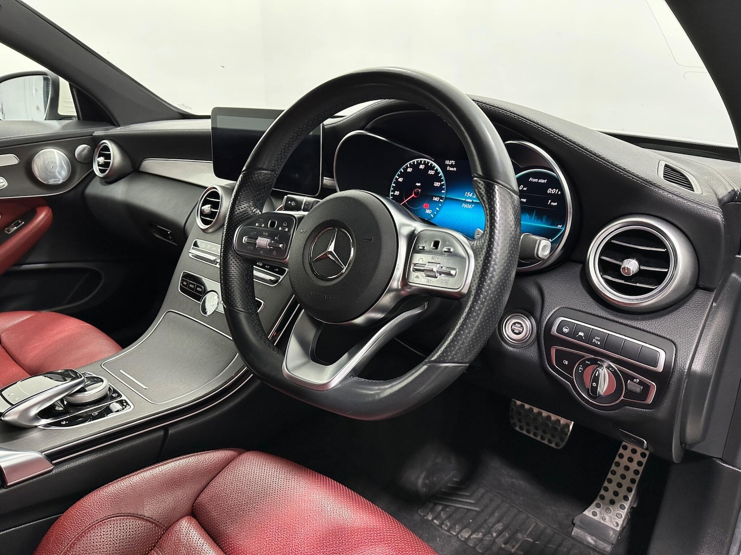 Used Mercedes-Benz C Class 2018 for sale - 77883303: Photo 10