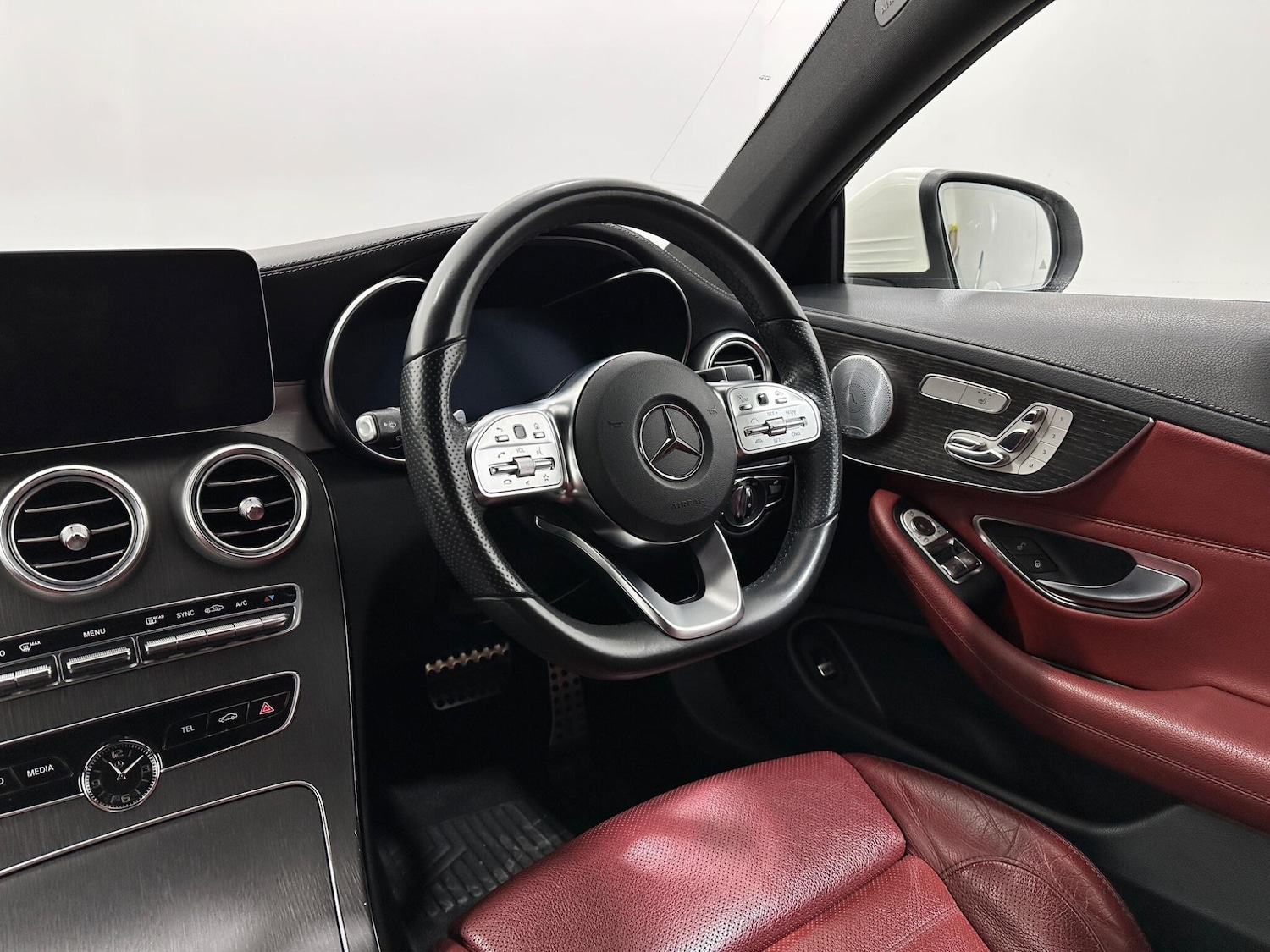 Used Mercedes-Benz C Class 2018 for sale - 77883303: Photo 11