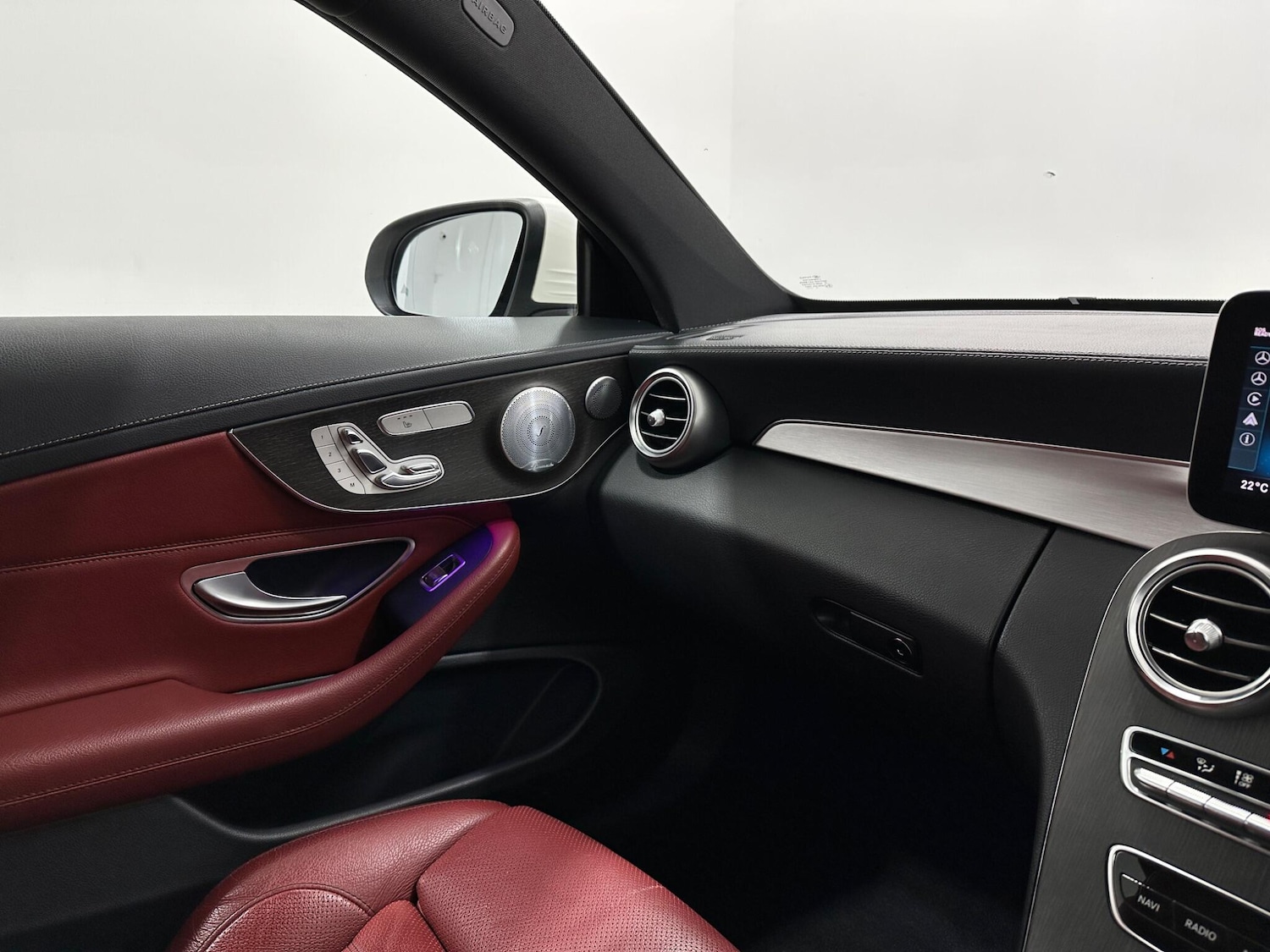 Used Mercedes-Benz C Class 2018 for sale - 77883303: Photo 30