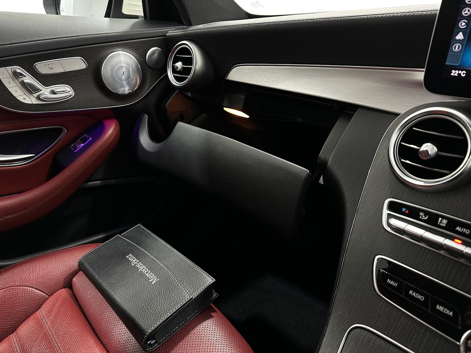 Used Mercedes-Benz C Class 2018 for sale - 77883303: Photo 31