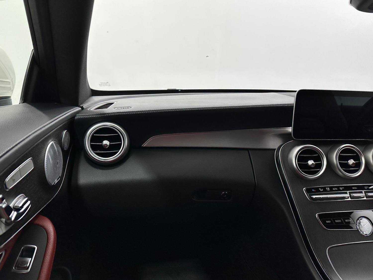 Used Mercedes-Benz C Class 2018 for sale - 77883303: Photo 32