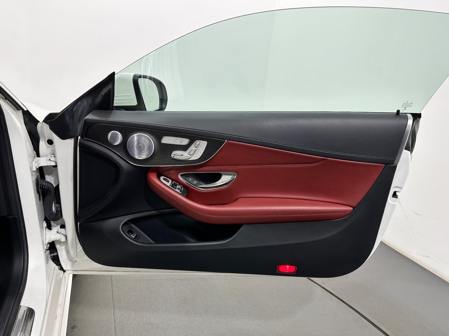 Used Mercedes-Benz C Class 2018 for sale - 77883303: Photo 37