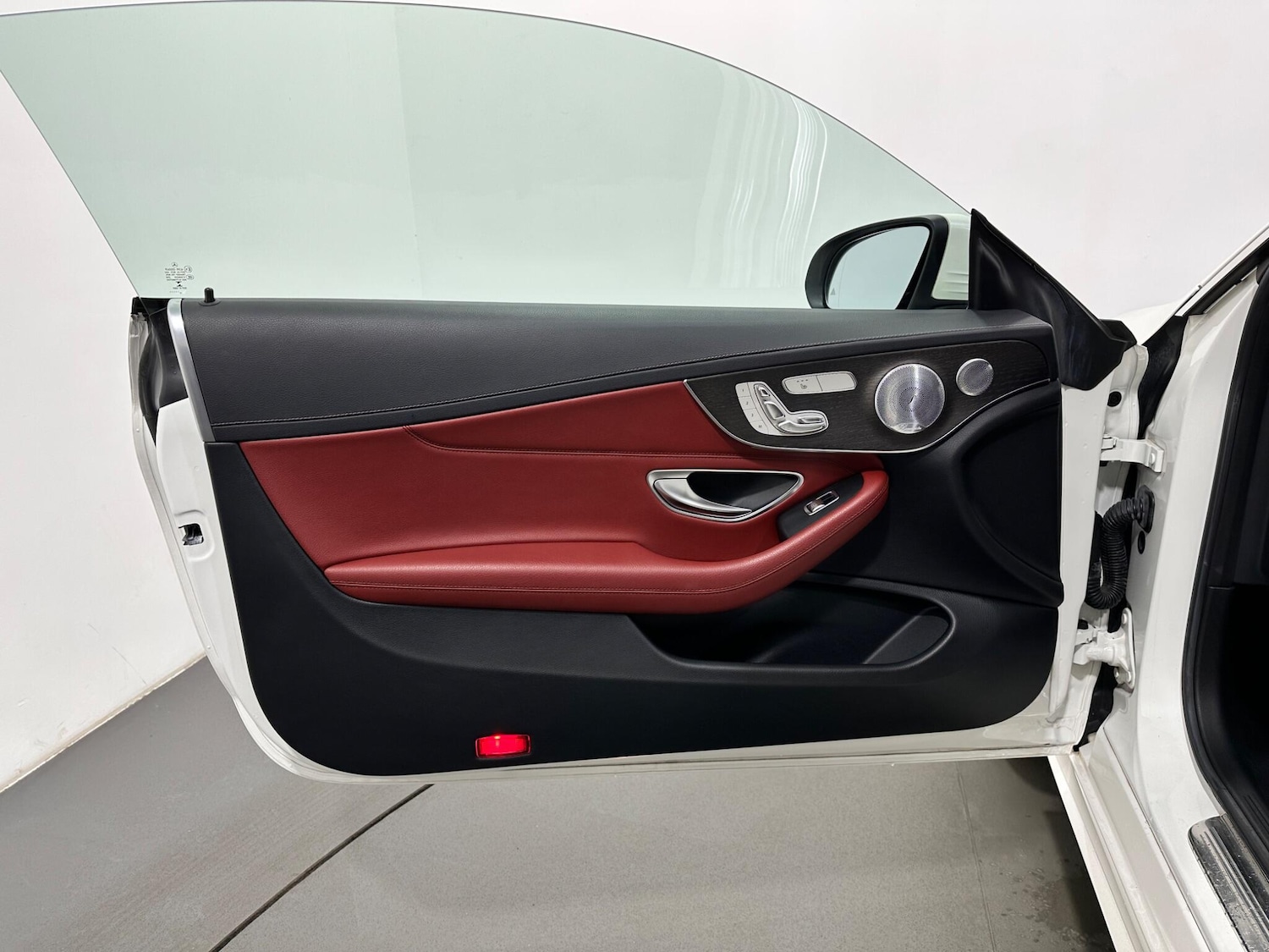 Used Mercedes-Benz C Class 2018 for sale - 77883303: Photo 40